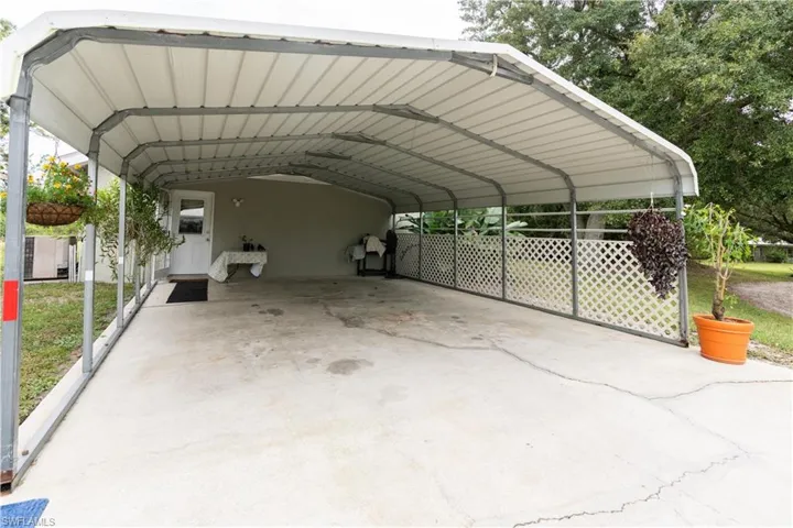 1291 S. Swinging Trail, Muse, FL, 15.21 Acres with pond and 3/2 immaculate home