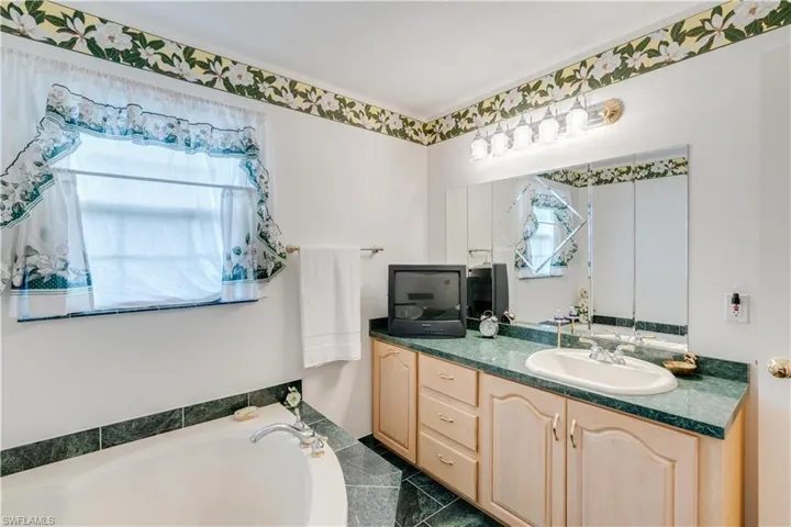 1291 S. Swinging Trail, Muse, FL, 15.21 Acres with pond and 3/2 immaculate home