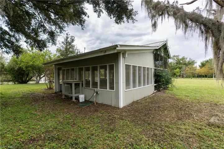 1291 S. Swinging Trail, Muse, FL, 15.21 Acres with pond and 3/2 immaculate home