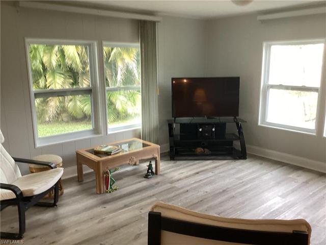 Living roomLiving room
