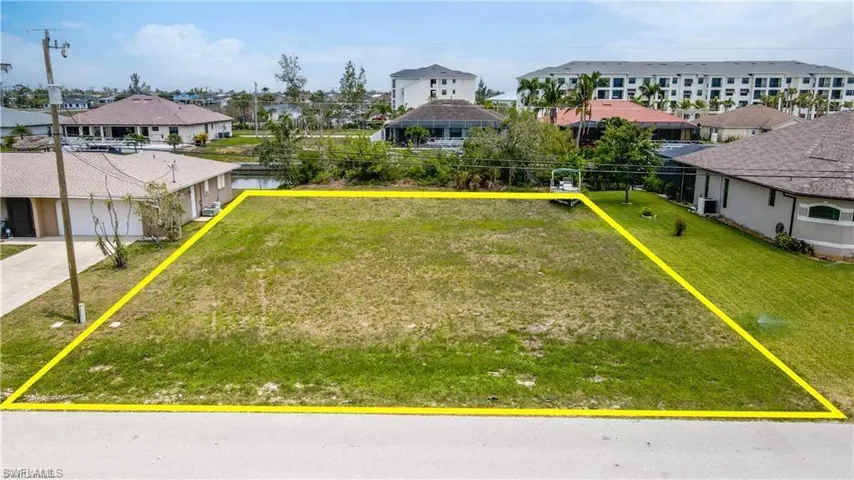 3429 Sw 17th Pl, Cape Coral, Florida 33914