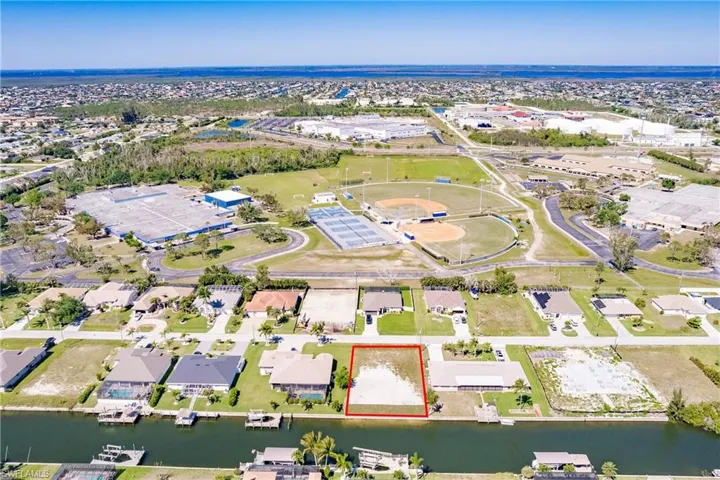 3429 Sw 17th Pl, Cape Coral, Florida 33914