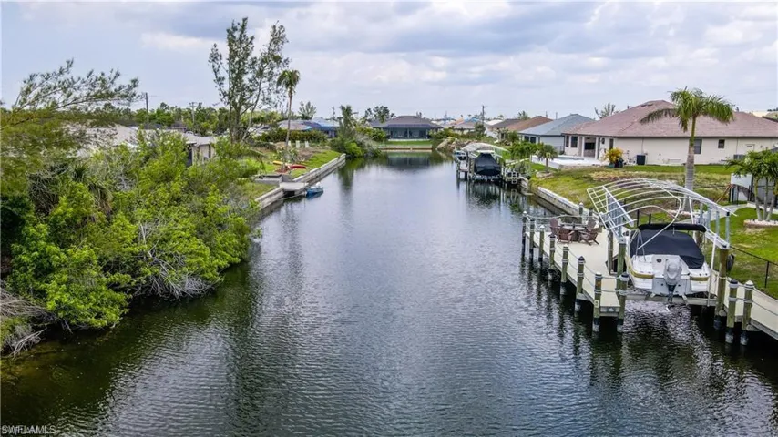 3429 Sw 17th Pl, Cape Coral, Florida 33914