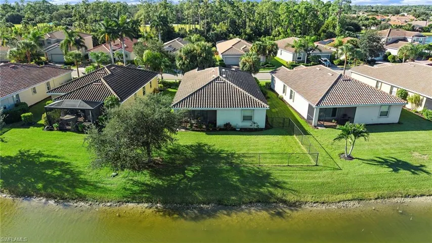 2517 Laurentina Ln, Cape Coral, Florida 33909