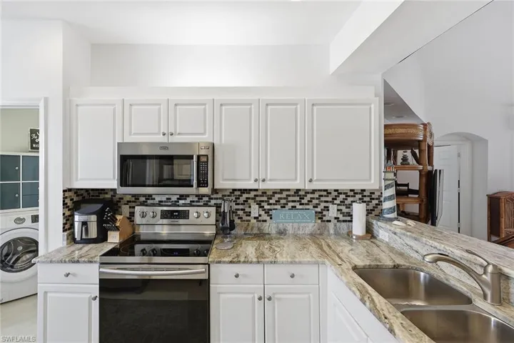1150 Sweetwater Ln 1207, Naples, Florida 34110