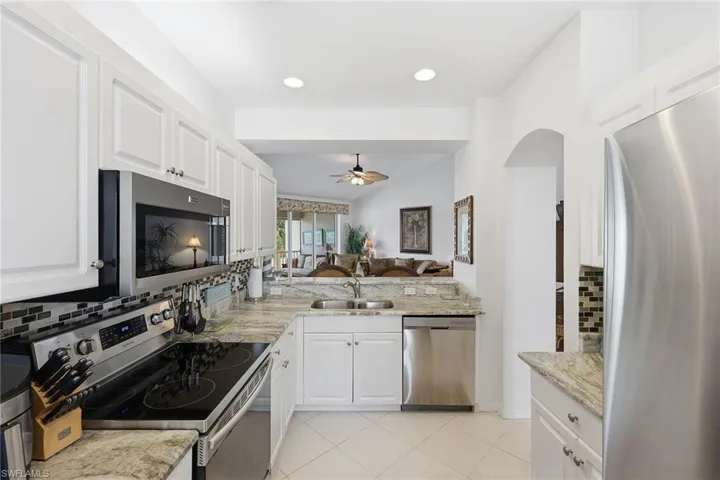 1150 Sweetwater Ln 1207, Naples, Florida 34110