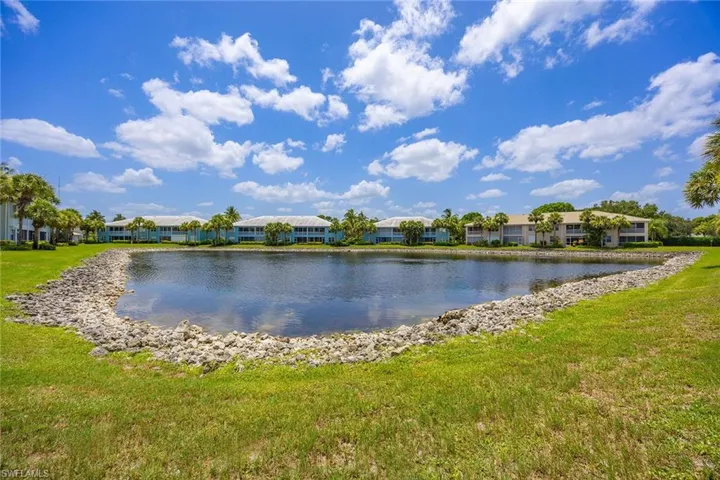 1150 Sweetwater Ln 1207, Naples, Florida 34110