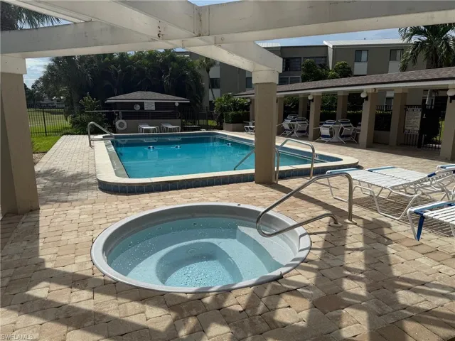 Pool & Hot Tub