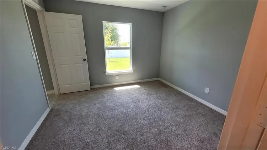3002 Ne 7th Ave, Cape Coral, Florida 33909