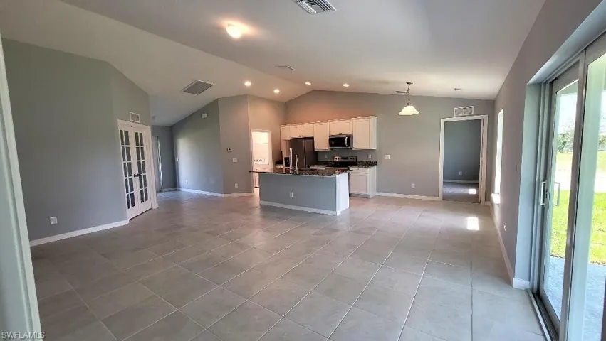 3002 Ne 7th Ave, Cape Coral, Florida 33909