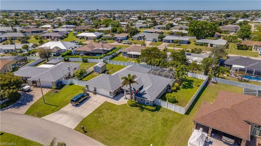 Bird's eye view featuring a residential view