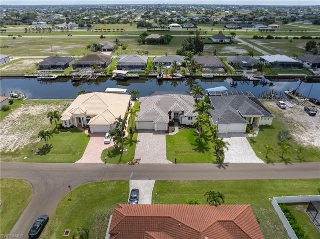 229 33rd Ave, Cape Coral, Florida 33993