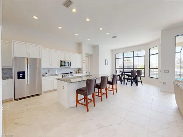 229 33rd Ave, Cape Coral, Florida 33993