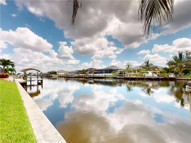 229 33rd Ave, Cape Coral, Florida 33993