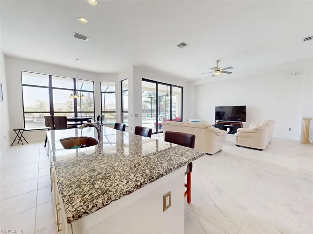 229 33rd Ave, Cape Coral, Florida 33993
