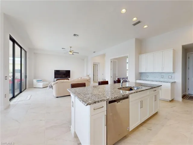 229 33rd Ave, Cape Coral, Florida 33993
