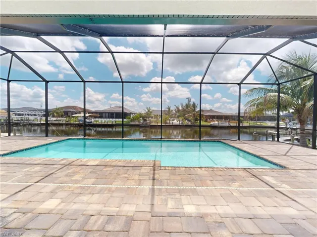 229 33rd Ave, Cape Coral, Florida 33993