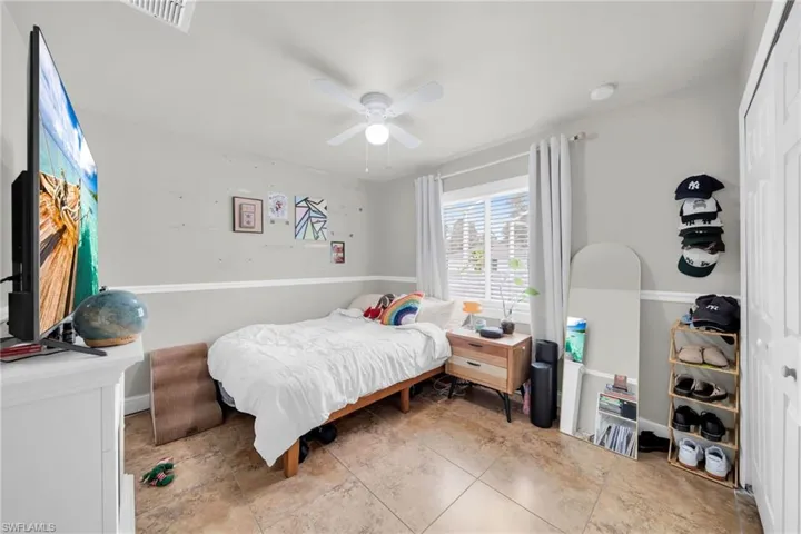 539 Summit Ave S, Lehigh Acres, Florida 33974