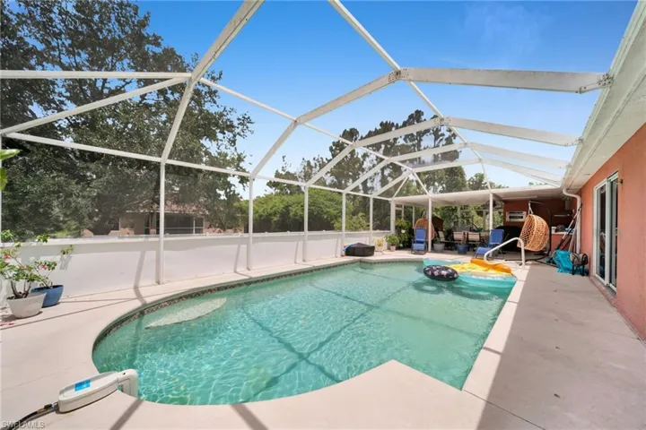 539 Summit Ave S, Lehigh Acres, Florida 33974