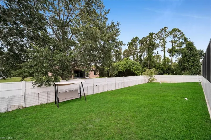 539 Summit Ave S, Lehigh Acres, Florida 33974