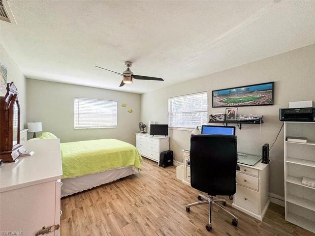 2nd Bedroom