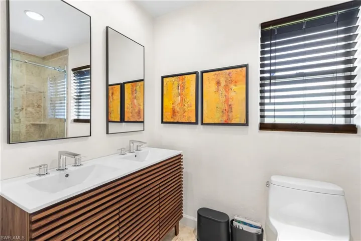 Primary Suite Bathroom