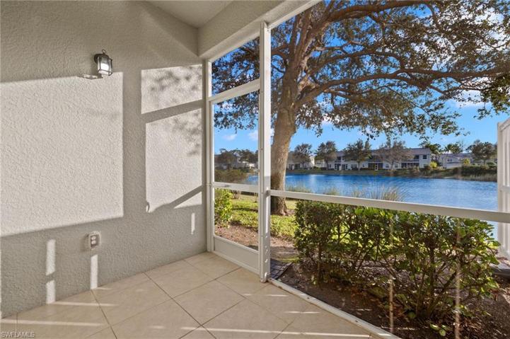 1430 Mariposa CIR # 103, NAPLES FL 34105