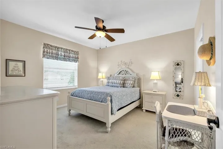 250 Robin Hood Cir 202, Naples, Florida 34104