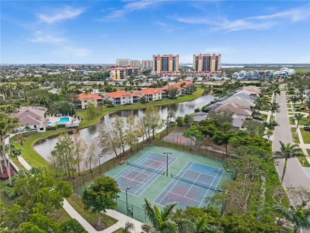 Community Tennis Courts