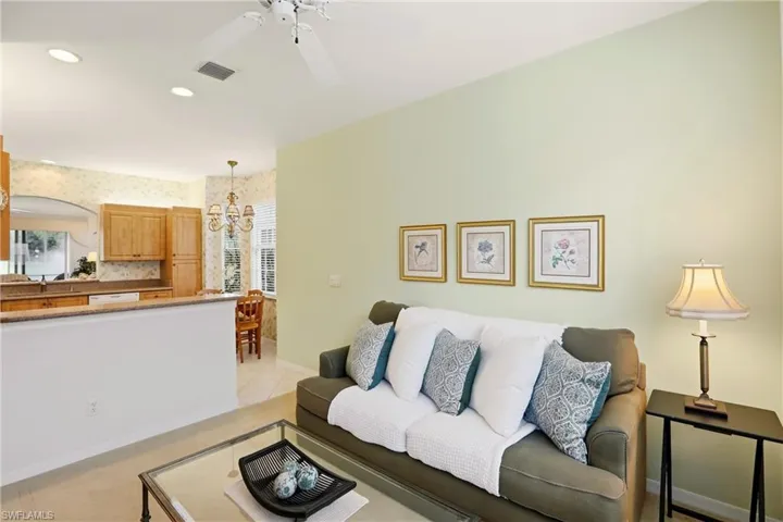 Sitting Room/Kitchen