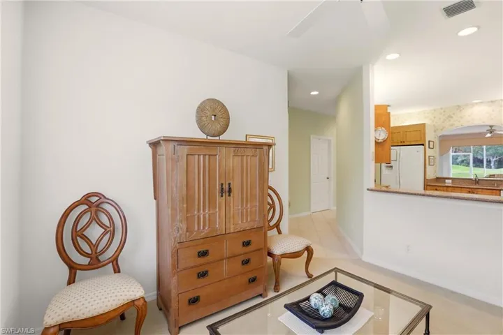 Sitting Room/Den