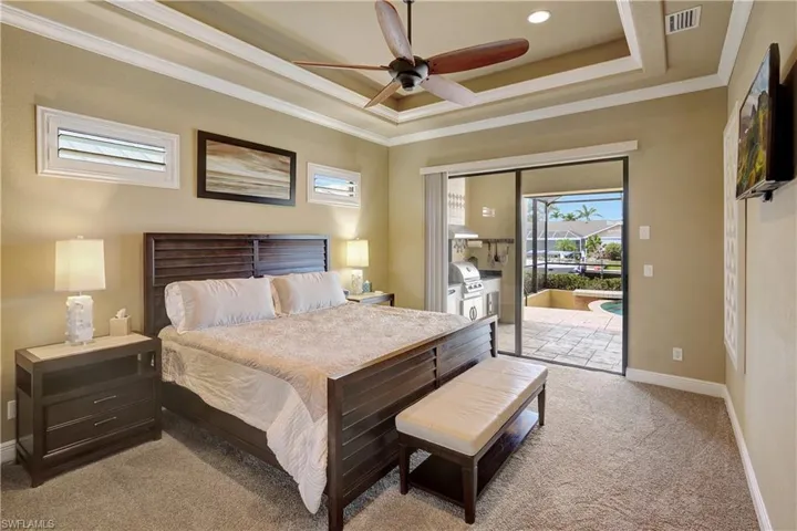 Primary BR w/ sliders to Lanai