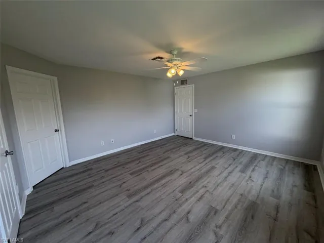 1722 Ne 21st St, Cape Coral, Florida 33909
