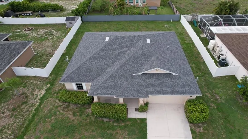 1722 Ne 21st St, Cape Coral, Florida 33909