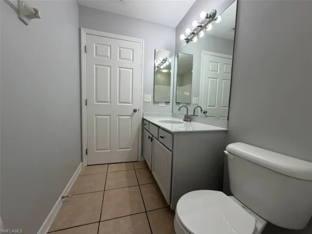 1722 Ne 21st St, Cape Coral, Florida 33909
