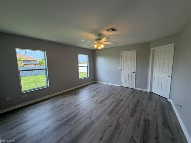 1722 Ne 21st St, Cape Coral, Florida 33909