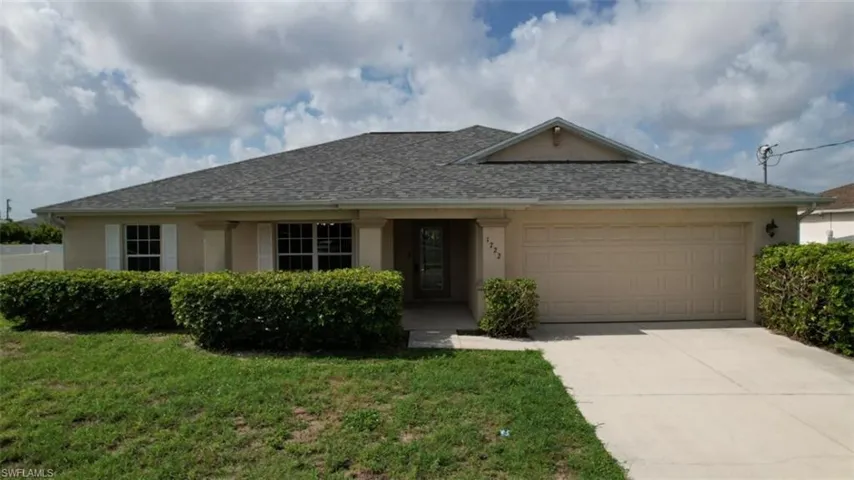1722 Ne 21st St, Cape Coral, Florida 33909
