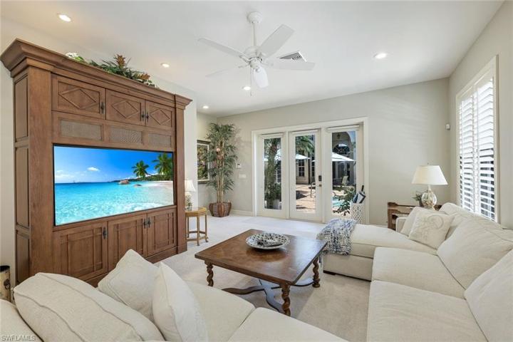 Current owners keep a pull out sofa for additional guest accommodations.