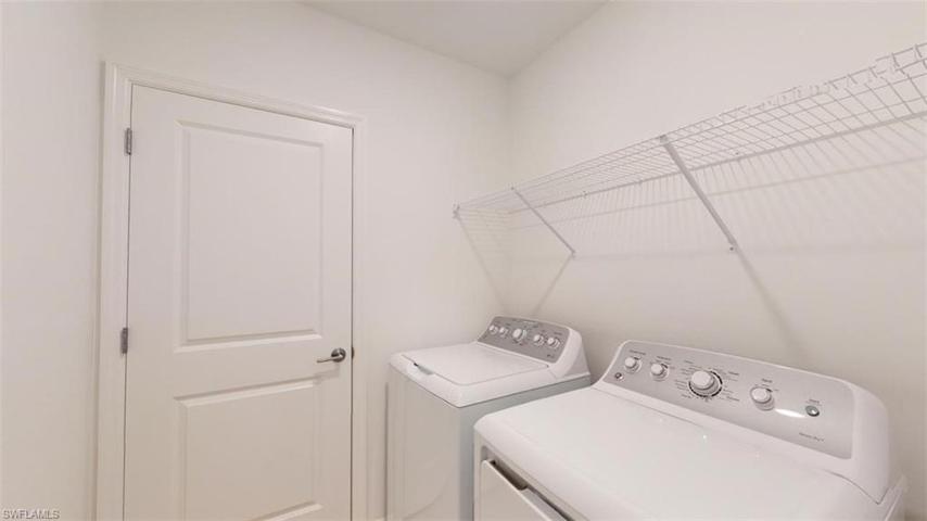 422 SW 31st Place