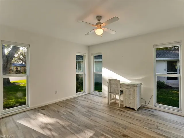 205 Georgetown Blvd 23, Naples, Florida 34112