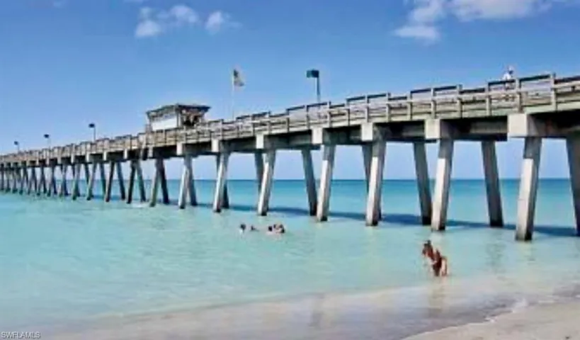 Venice Pier and beautiful beach