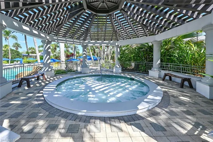 8335 Whisper Trace Way 105, Naples, Florida 34114