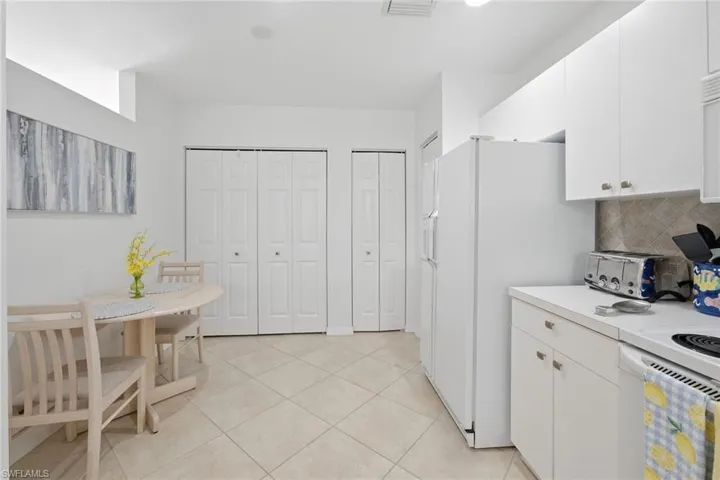 8335 Whisper Trace Way 105, Naples, Florida 34114