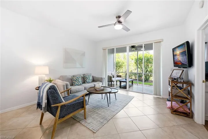 8335 Whisper Trace Way 105, Naples, Florida 34114