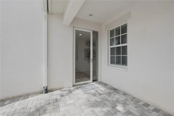 8335 Whisper Trace Way 105, Naples, Florida 34114