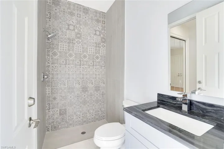 6628  Glen Arbor  WAY, Naples, FL 34119