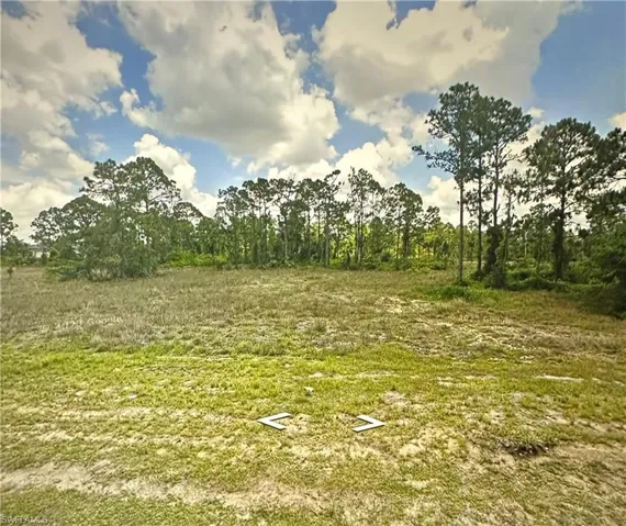 1085 Eisenhower Blvd, Lehigh Acres, Florida 33974