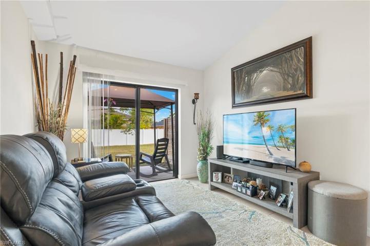Right Side Living Room