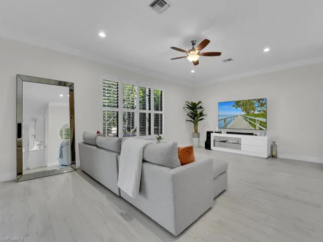 8844  Tropical  CT, Fort Myers, FL 33908