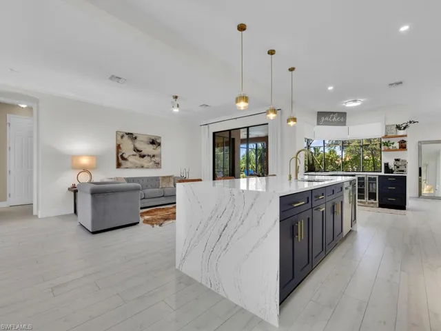 8844  Tropical  CT, Fort Myers, FL 33908